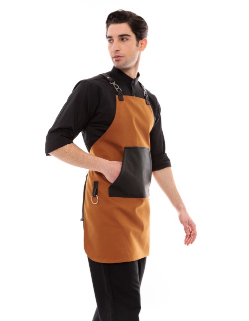 Κάμελ Ποδιά Unisex Barista Στηθούρι - Από Καμβά Ύφασμα & Μαύρη Μάρσιπο Vegan Leather Τσέπη